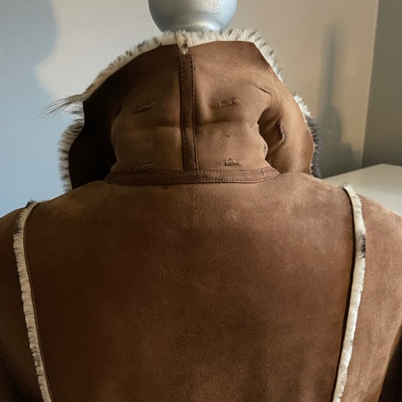 Genuine Shearling Coat - Picture 7 of 11